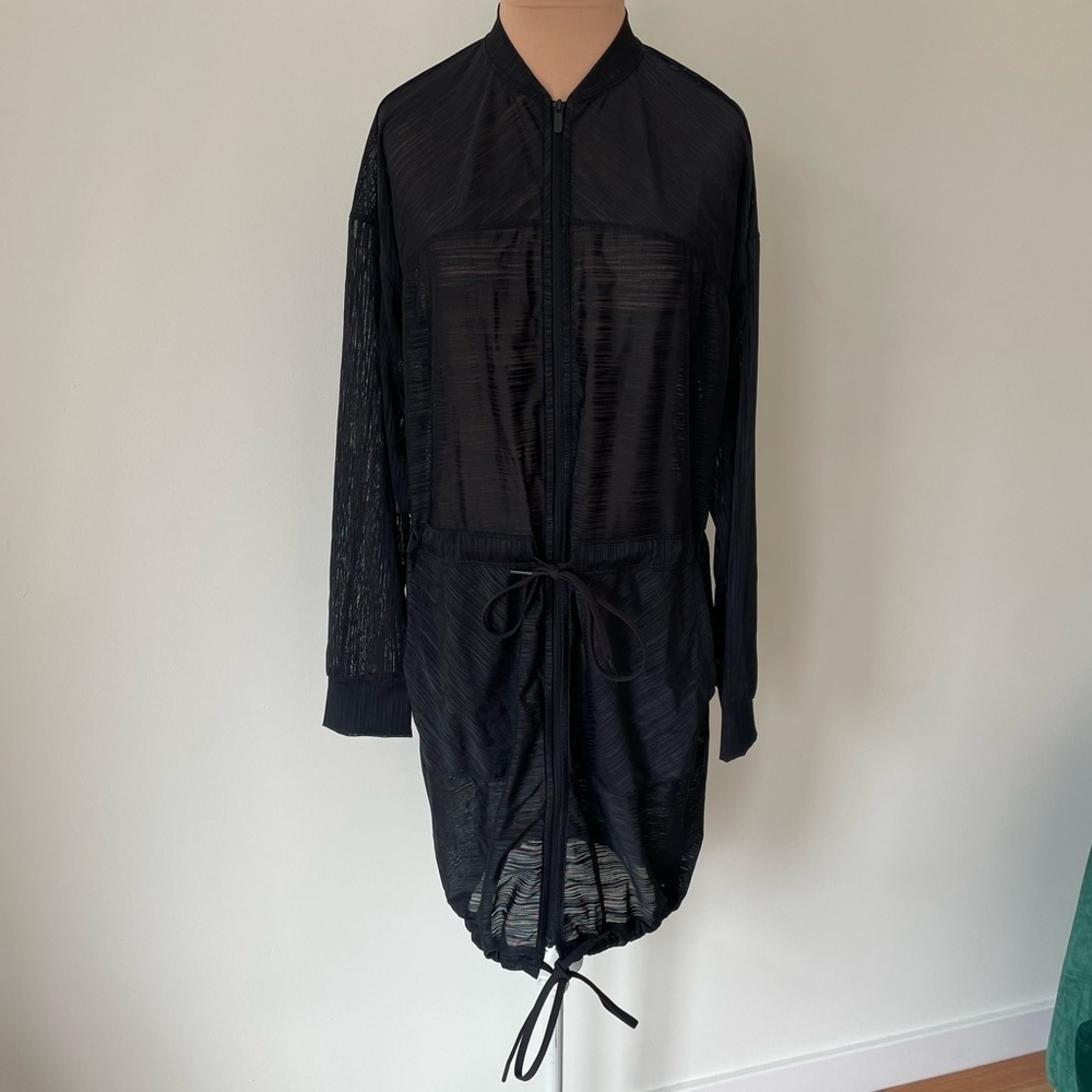 Lululemon Black Stretch Mesh Zip Up Double Drawstring Lab Haze Jacket EUC Size 6
